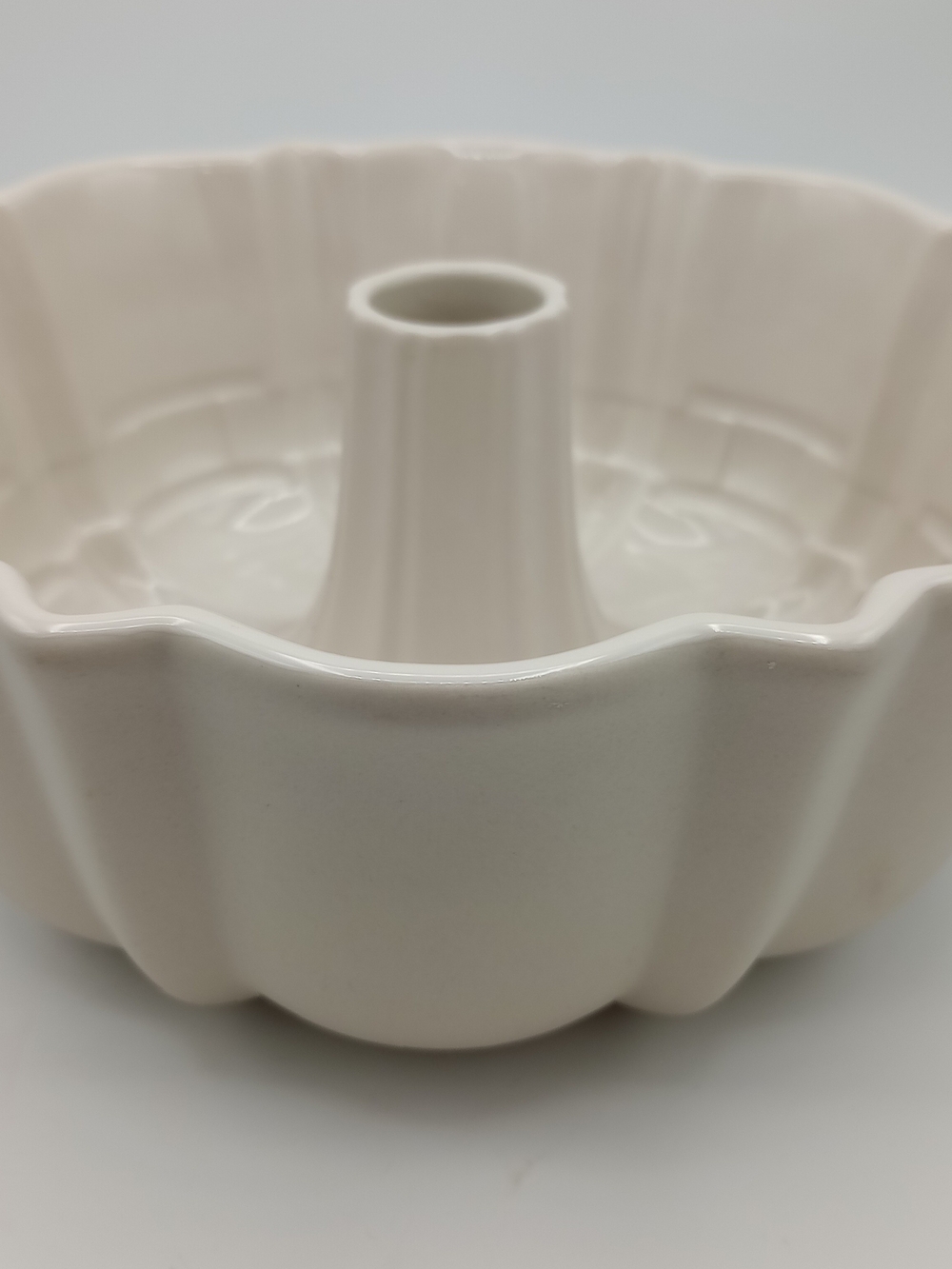 Longaberger Cream Ceramic Bundt Mold